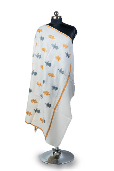 THE CELESTIAL EMBRACE: TILLA AND SOZNI EMBROIDERED KASHMIRI MERINO WOOL SHAWL - KashmKari