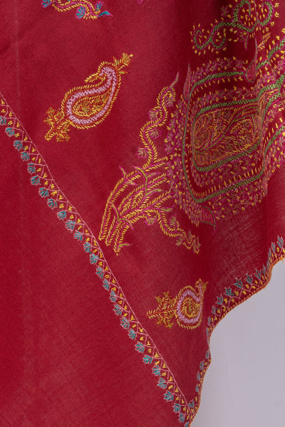 Paisley Perfection: Sozni Embroidered Kashmiri Shawl. - KashmKari