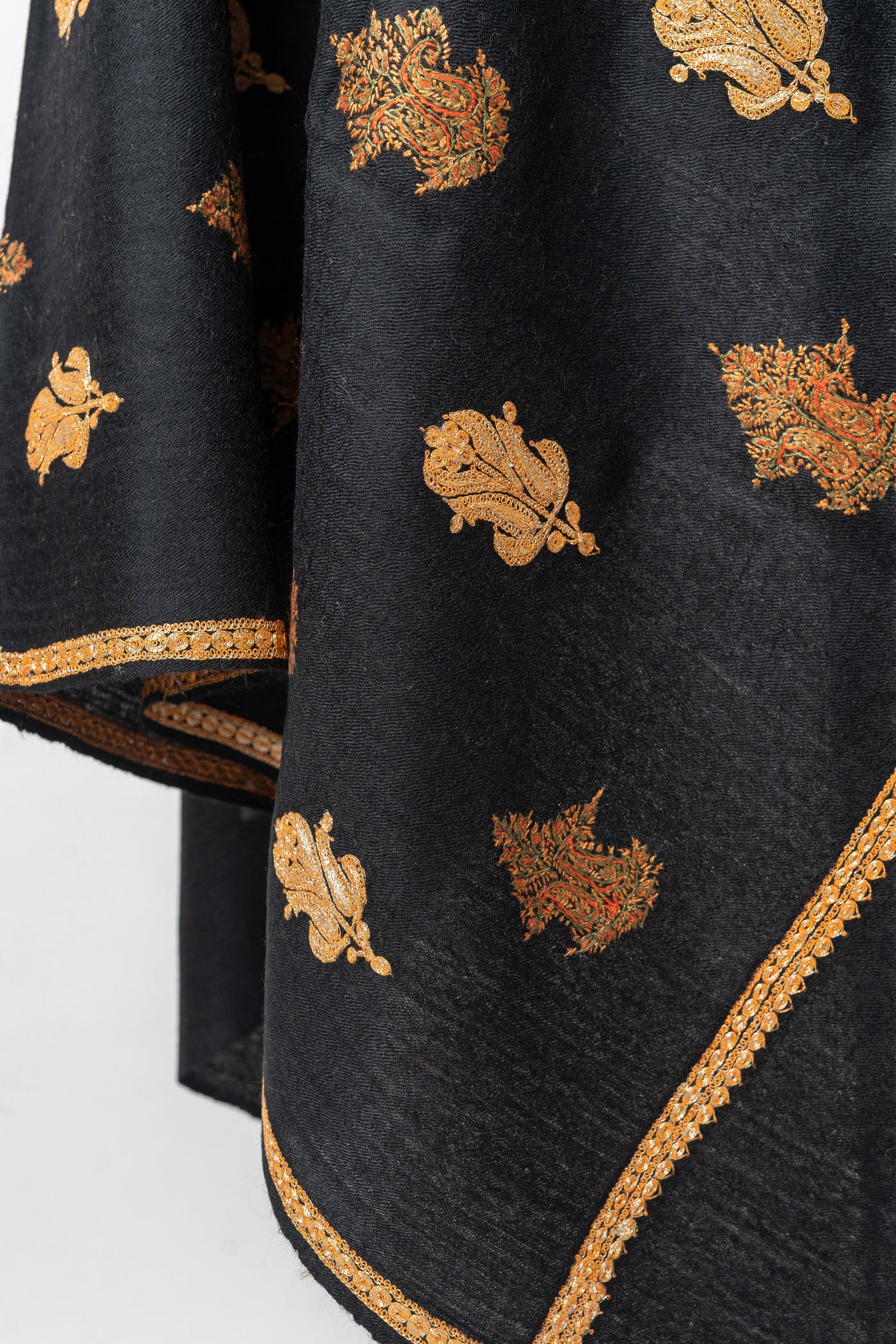 The Midnight Mystique: Black Kashmiri Shawl with Tilla and Sozni Embroidery - KashmKari