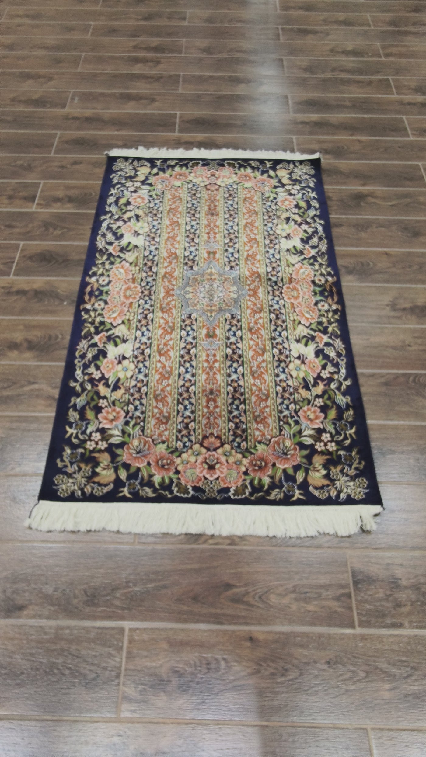 Royal Floral Striped Carpet - Hand Knotted Pure Silk Kashmiri Carpet (2.5ft * 4ft)