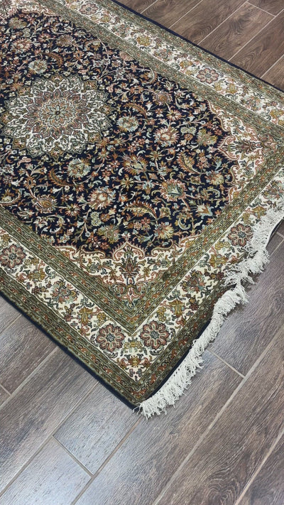 Royal Embrace - Pure Silk Hand Knotted Kashmiri Carpet (2.5FT * 4FT)