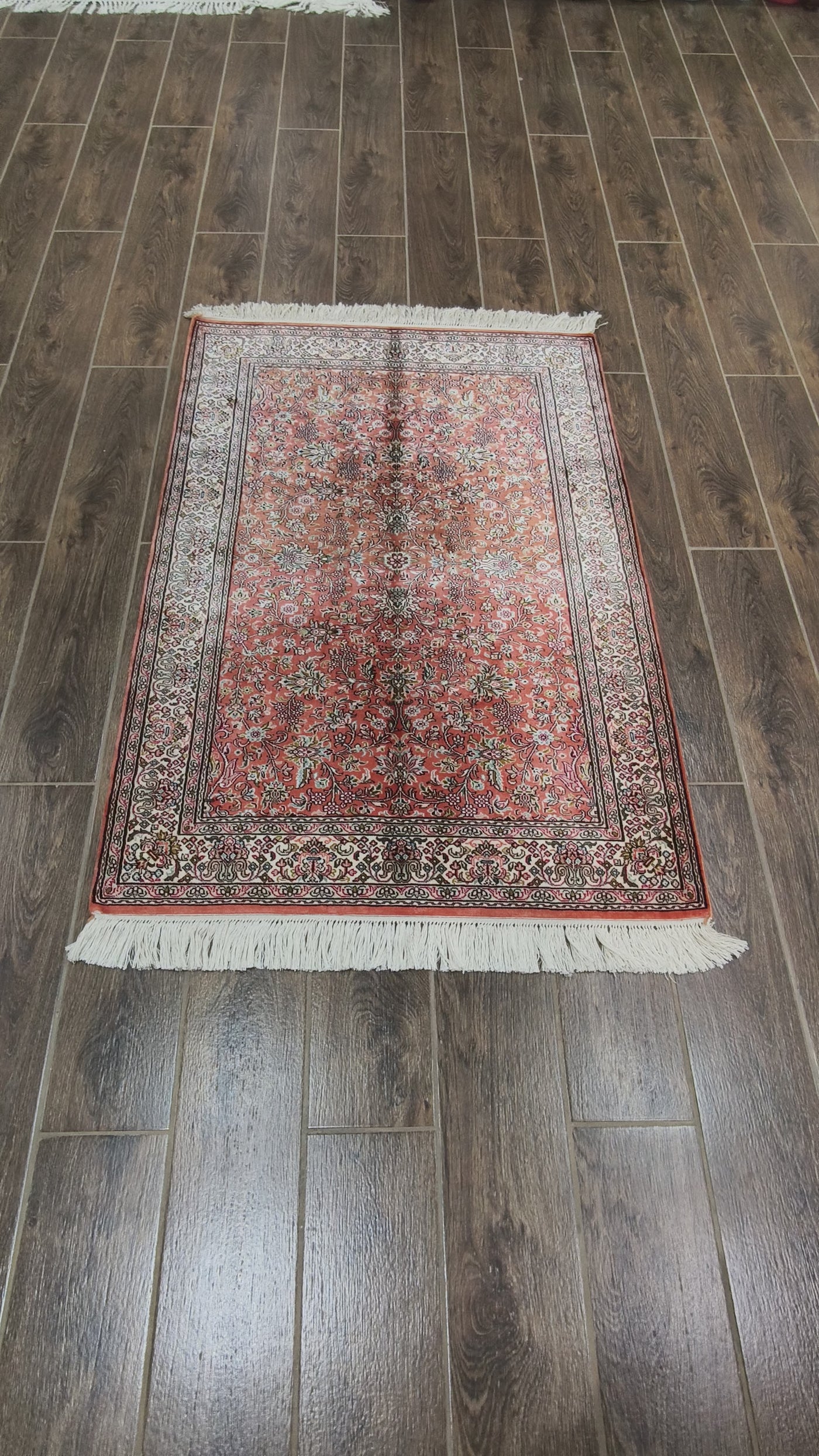 Autumn Leaf Garden Carpet - Hand Knotted Pure Silk Kashmiri Carpet (2.5ft * 4 ft)