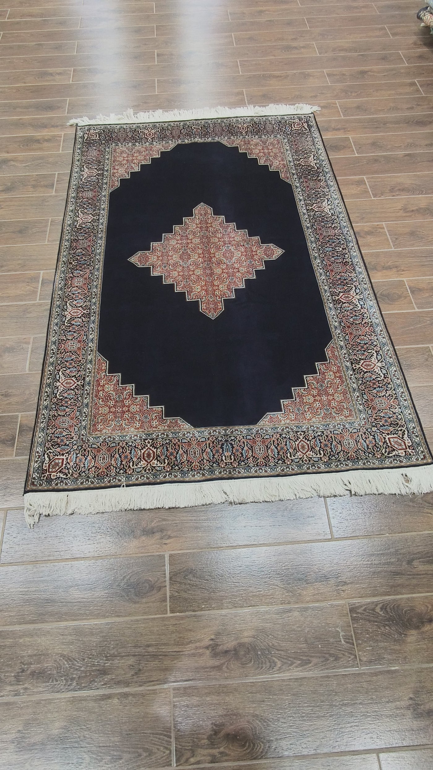 Midnight Geometric Diamond Carpet - Hand Knotted Pure Silk Kashmiri Carpet (6ft * 4ft))