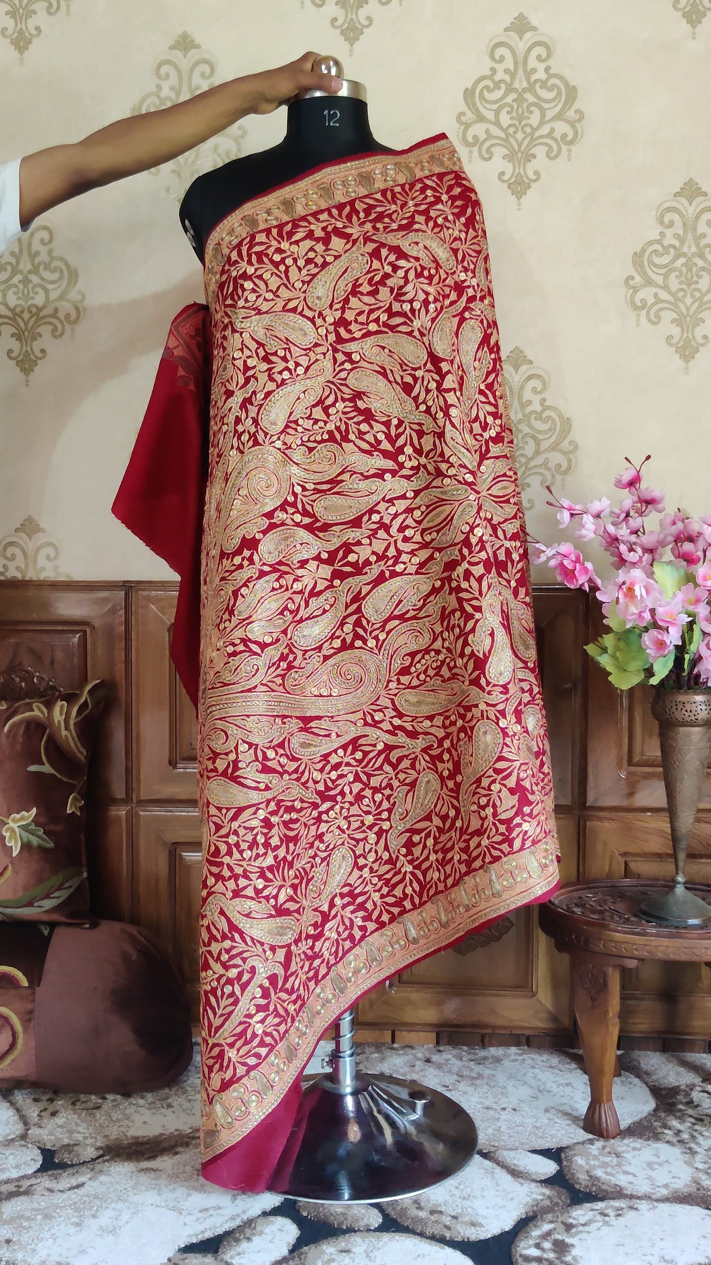 Elegant Paisley Tilla-Embroidered Kashmiri Shawl