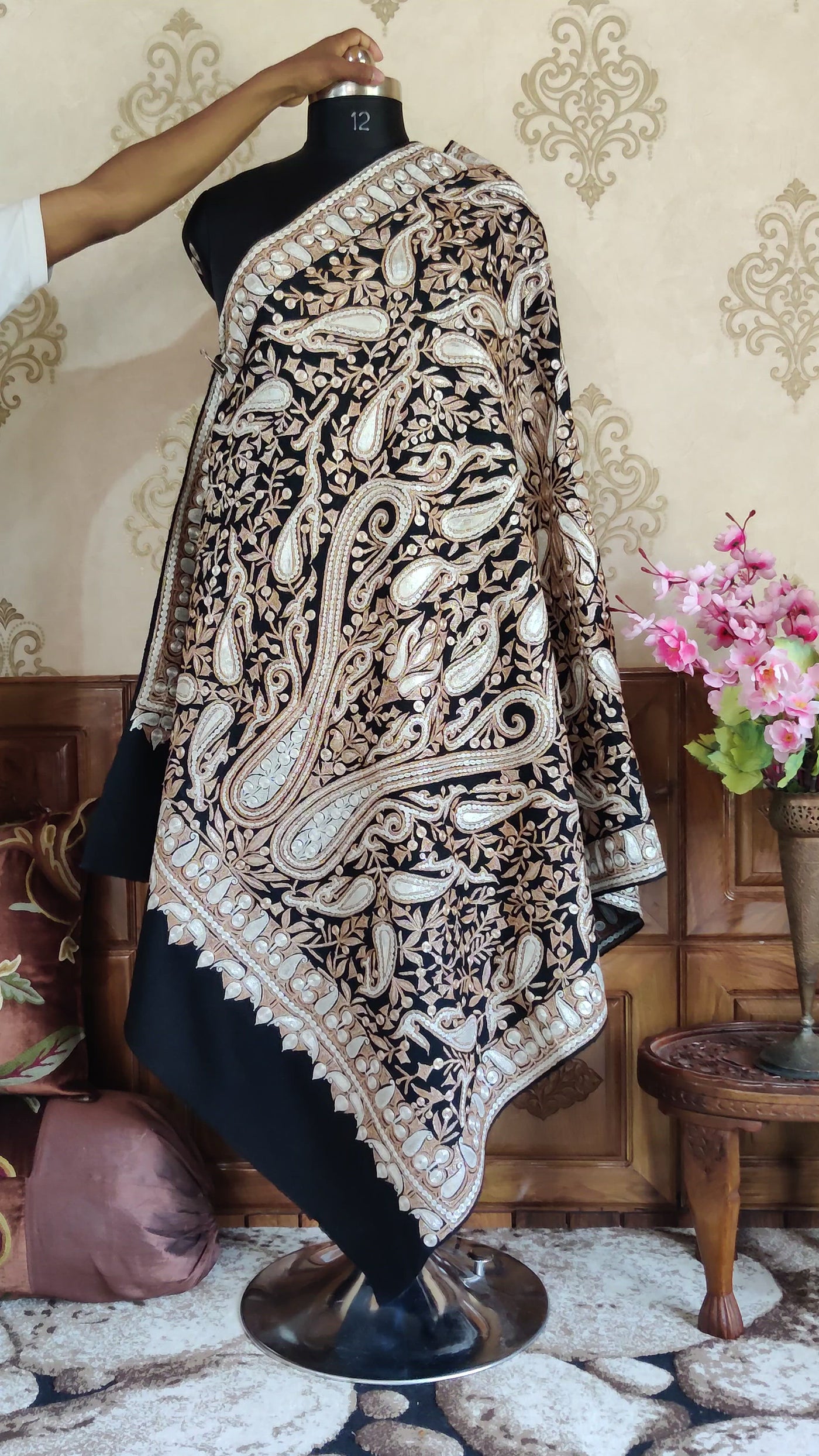 Paisley Elegance: Tilla-Embroidered Fine Merino Wool Shawl