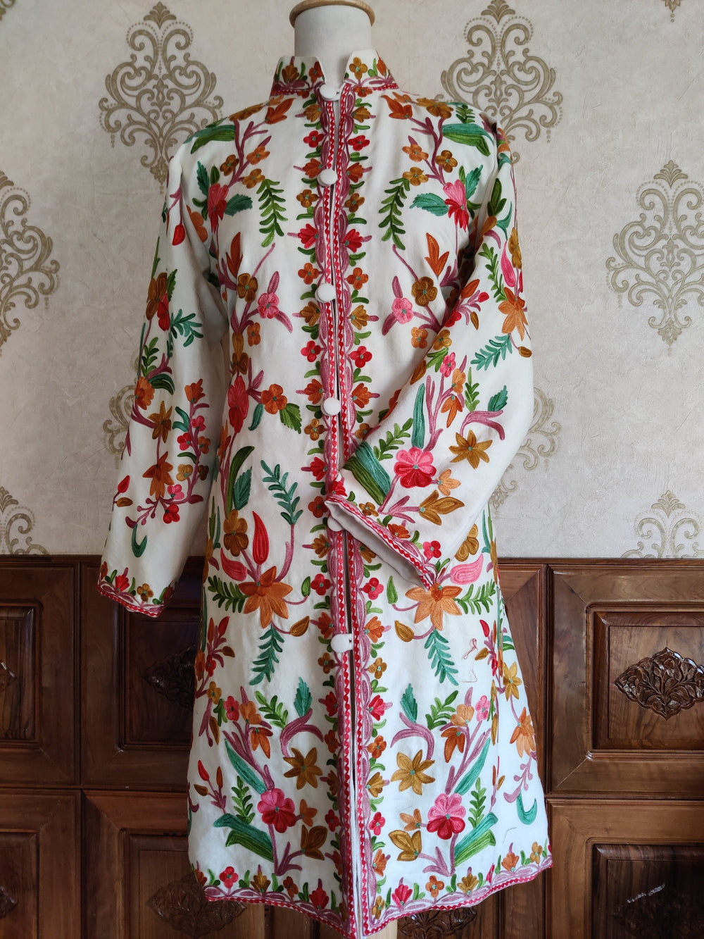 Explore Traditional Kashmiri Wedding Dresses -KashmKari