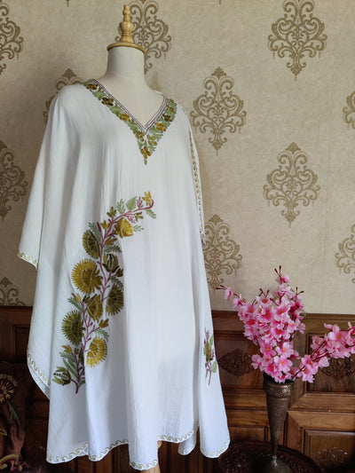 white Kashmiri Kaftan With Floral Embroidery kaftan KashmKari Black Kashmiri Kaftan top online At a Reasonable Price | Kashmir Thread 