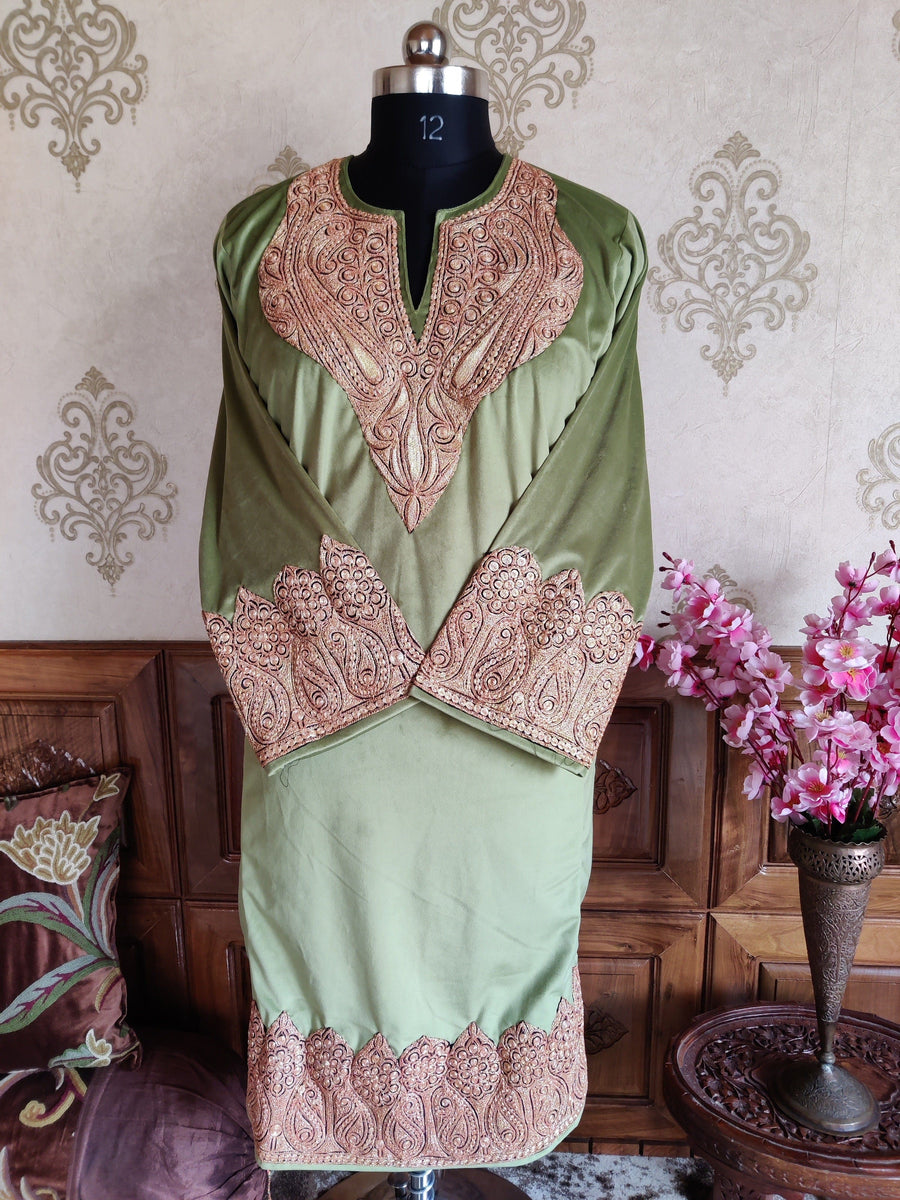Green Kashmiri Velvet Phiran With Heavy Tilla Embroidery Pheran KashmKari Buy Green  Kashmiri Velvet Phiran With  Heavy Tilla work Online at a Best price | Kashmir Thread 