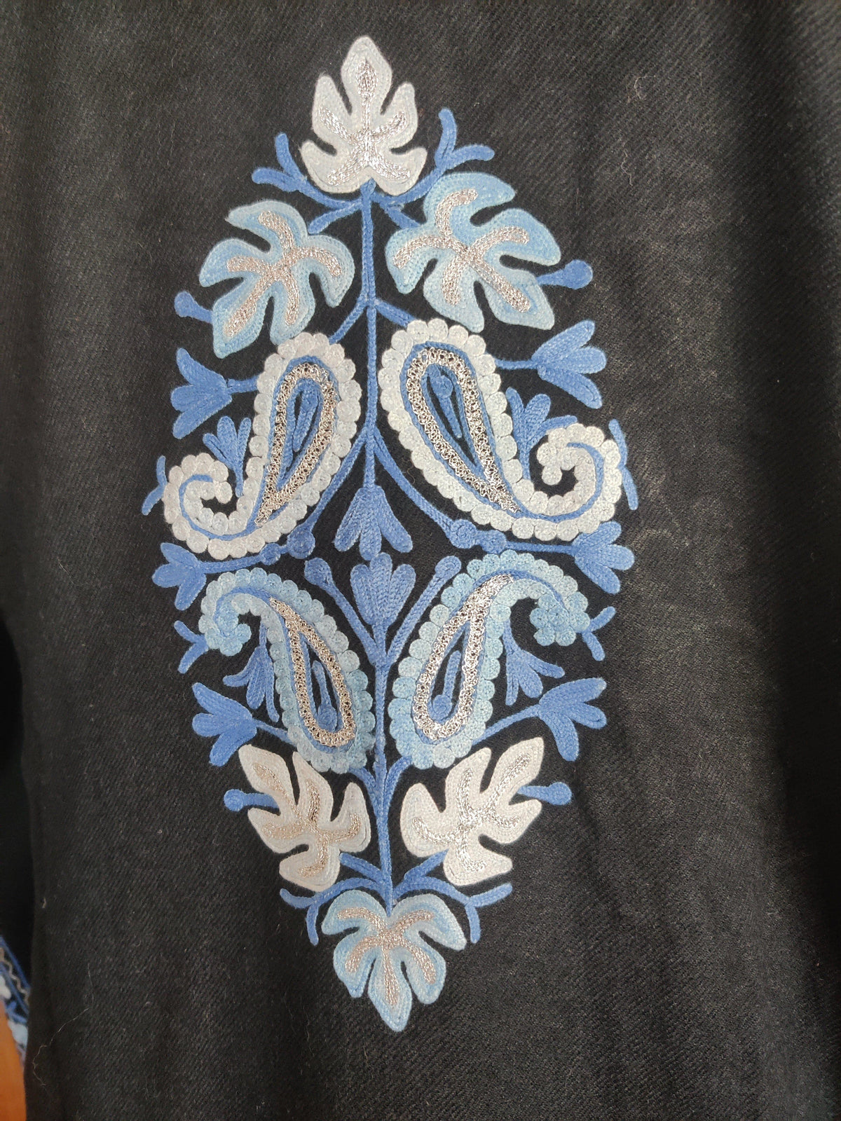 Kashmiri Pheran Jamawar With Aari Embroidery Pheran KashmKari Buy Kashmiri Jamawar Phiran Online at a Reasonable Price | Kashmir Thread 