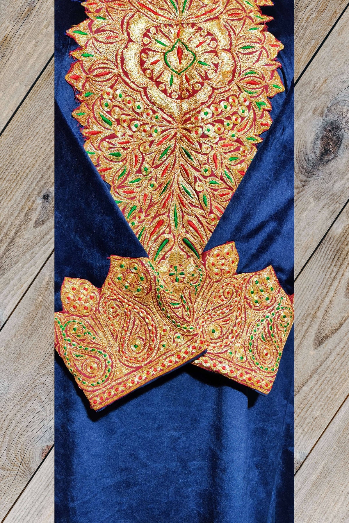 Kashmir Thread Pheran Kashmiri Velvet Phiran With Tilla Embroidery