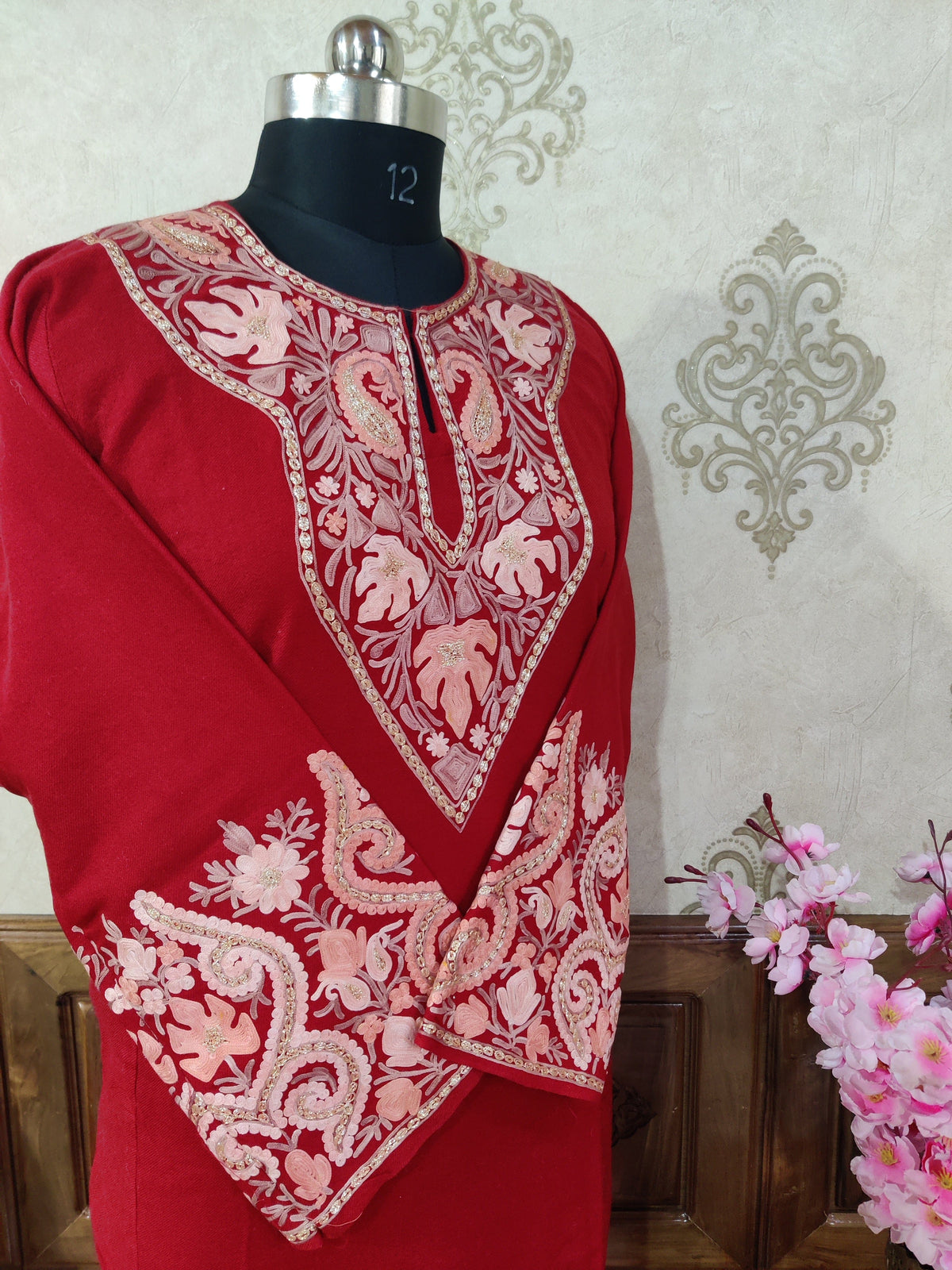 Kashmiri Woolen Pheran with mix of Tilla & Aari Embroidery Pheran KashmKari Buy Kashmiri Phiran Aari Embroidery Online at a Friendly Price | Kashmir Thread 