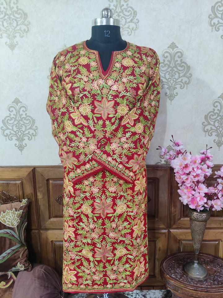 Maroon Kashmiri Woolen Pheran with all over multi color Aari Embroidery Pheran KashmKari Buy Kashmiri Phiran Aari Embroidery Online at a Friendly Price | Kashmir Thread 