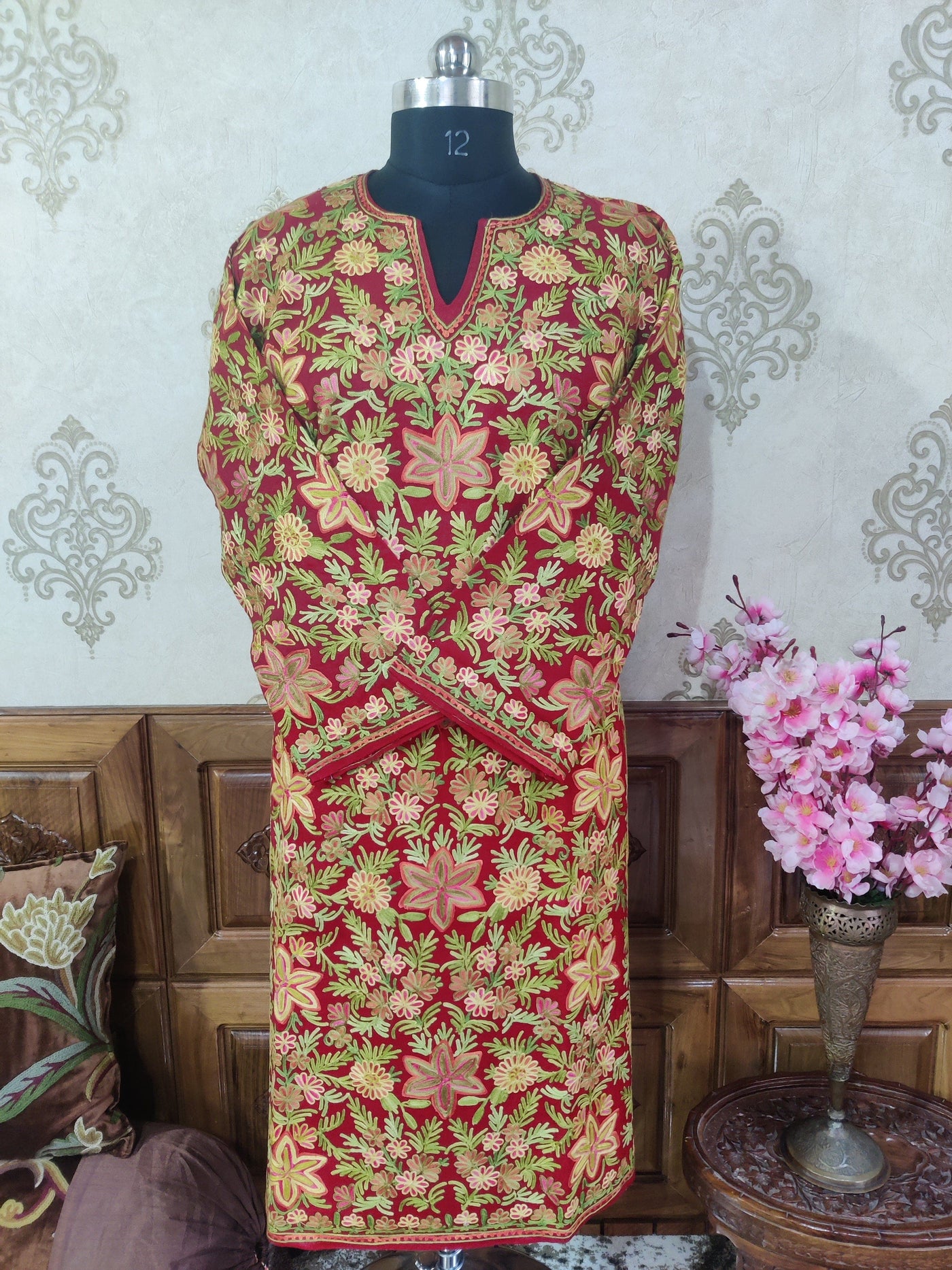 Maroon Kashmiri Woolen Pheran with all over multi color Aari Embroidery Pheran KashmKari Buy Kashmiri Phiran Aari Embroidery Online at a Friendly Price | Kashmir Thread 