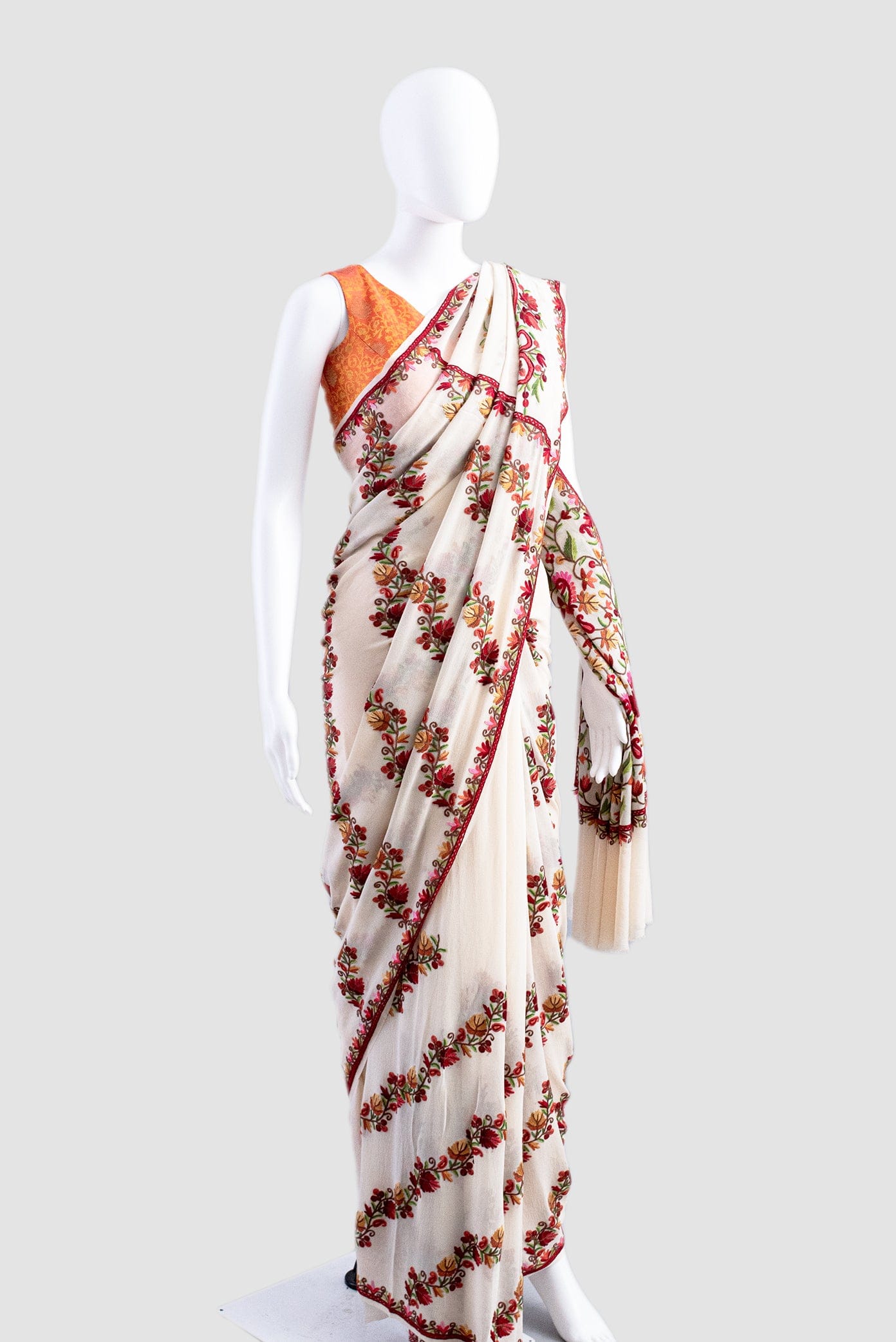 Kashmiri Pure Crepe Hand Aari Embroidery Saree Saris & Lehengas KashmKari