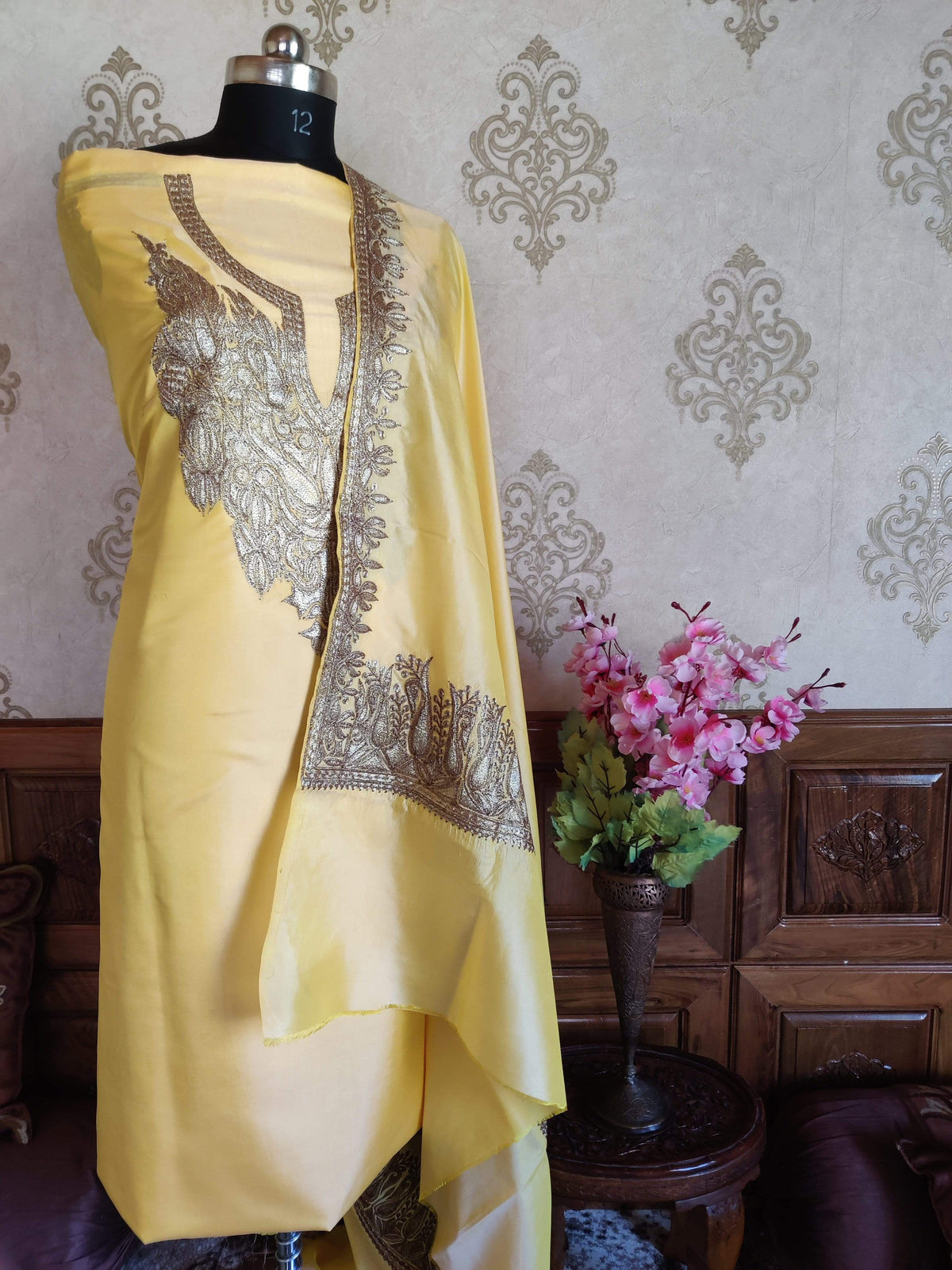 Kashmir Thread Summer Suit Pure Silk Kashmiri Suit Three-Piece With Tilla Embroidery