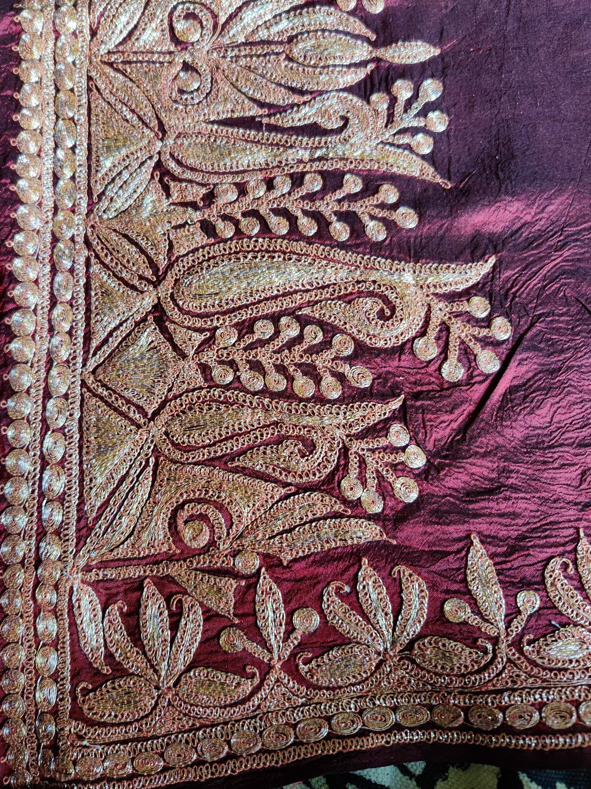 Kashmir Thread Summer Suit Pure Silk Kashmiri Suit Three-Piece With Tilla Embroidery