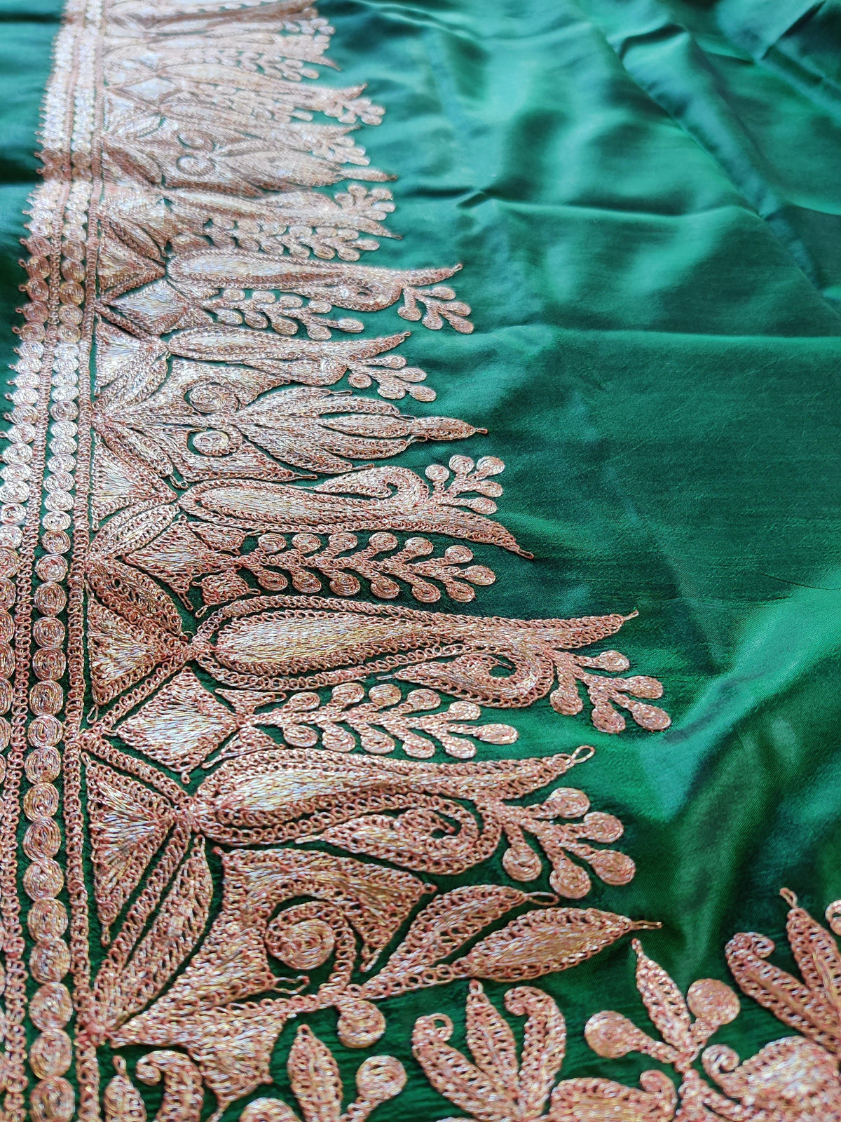 Kashmir Thread Summer Suit Pure Silk Kashmiri Suit Three-Piece With Tilla Embroidery