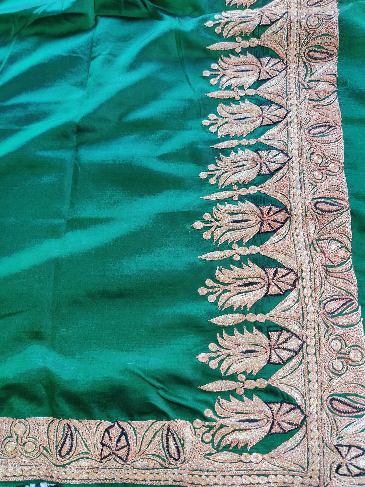 Kashmir Thread Summer Suit Pure Silk Kashmiri Suit Three-Piece With Tilla Embroidery