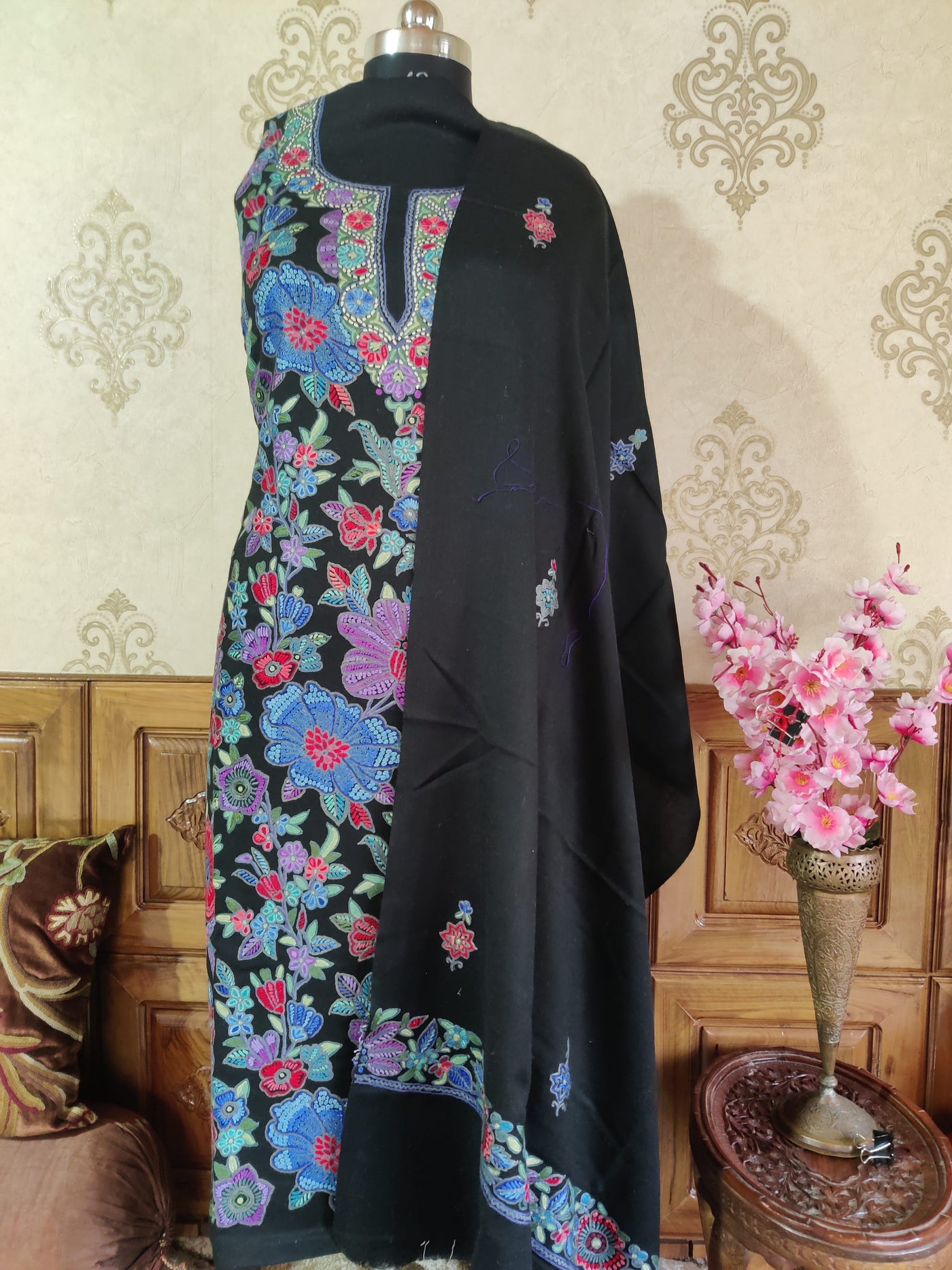 Kashmiri Woollen Suit With Hand Aari Embroidery All Over  (3 pcs) Woolen Suit KashmKari Kashmiri Woolen Suit Hand Embroidery | Kashmiri hand embroidery Suit online at best price 
